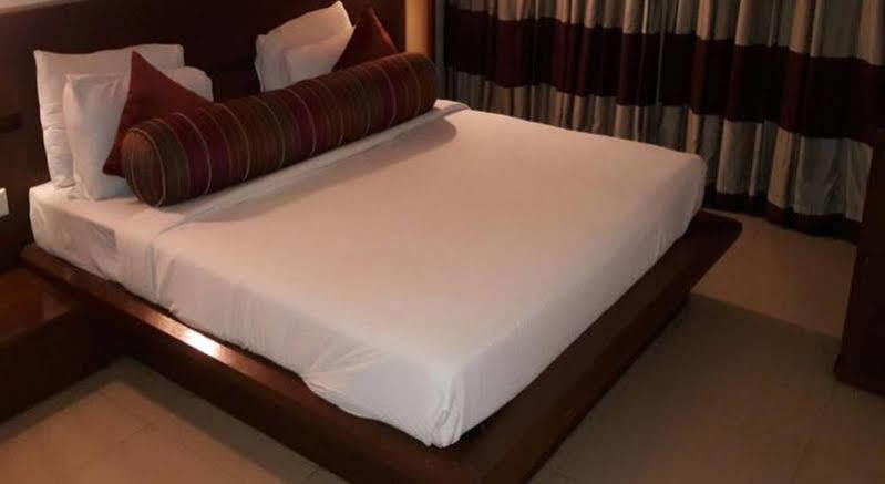 Hotel Sadanand Regency Pimpri-Chinchwad Dış mekan fotoğraf